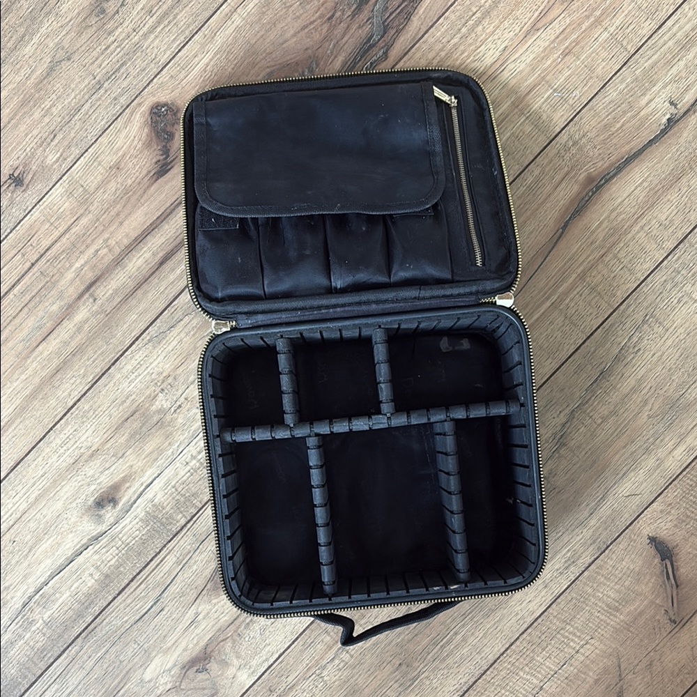 Toiletry bag 💼 💄 - Picture 3 of 8